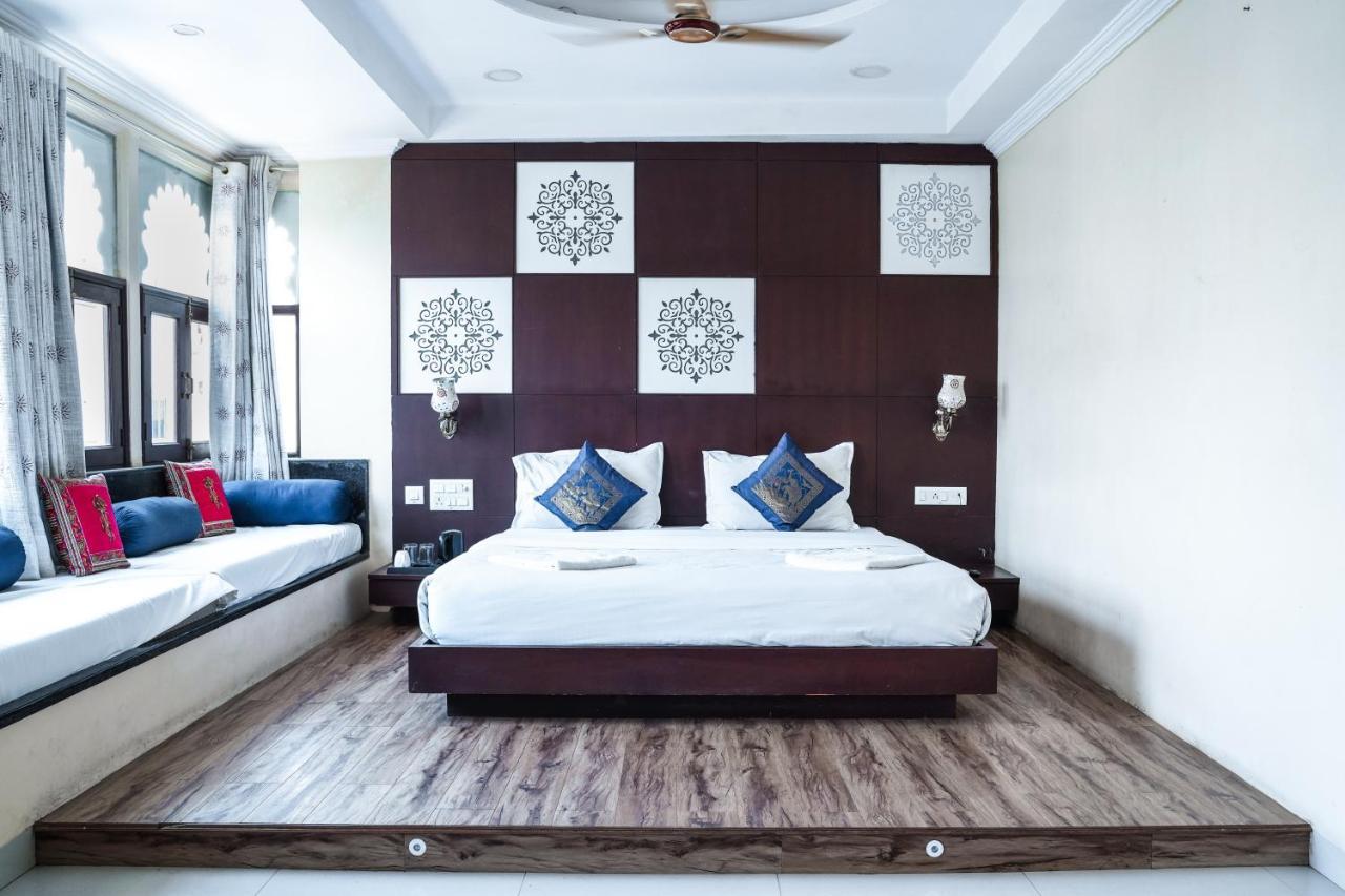 Hide-In Udaipur - A Lake View Boutique Hotel Exterior foto